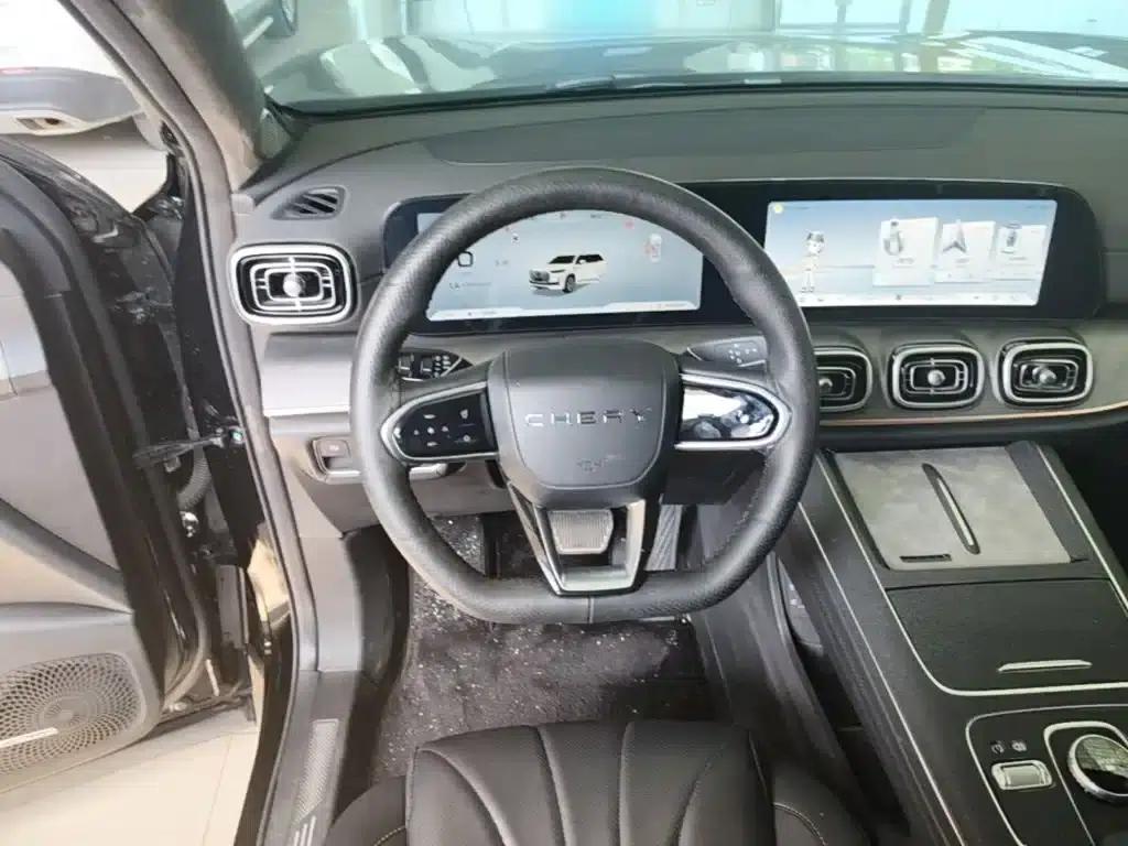 Chery Tiggo 9 2025 2.0T Dual-Clutch Two-Wheel Drive Luxury Edition 5-Seater — миниатюра 11