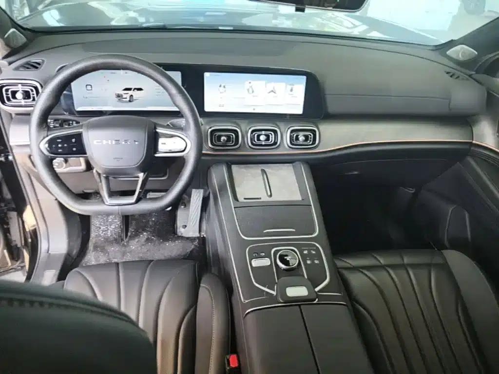 Chery Tiggo 9 2025 2.0T Dual-Clutch Two-Wheel Drive Luxury Edition 5-Seater — миниатюра 10
