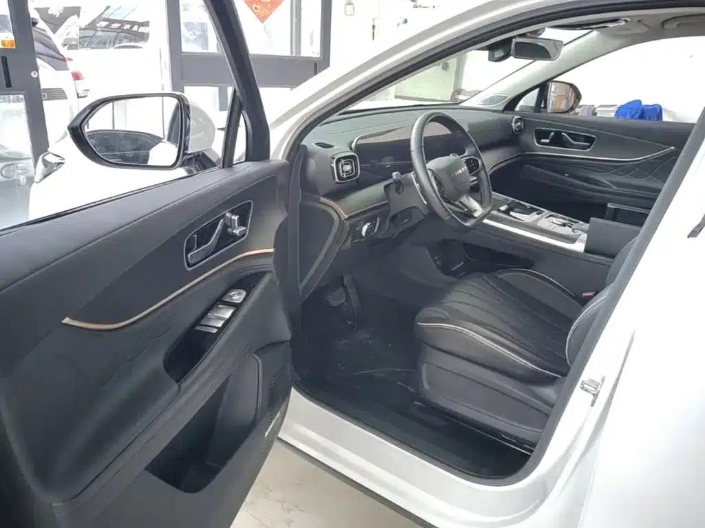Chery Tiggo 9 2023 2.0T Dual-Clutch Two-Wheel Drive Leading Edition 5-Seater — миниатюра 16