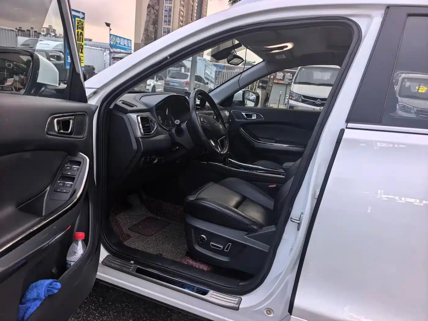 Chery Tiggo 5x 2017 1.5T DCT Luxury Edition — миниатюра 7