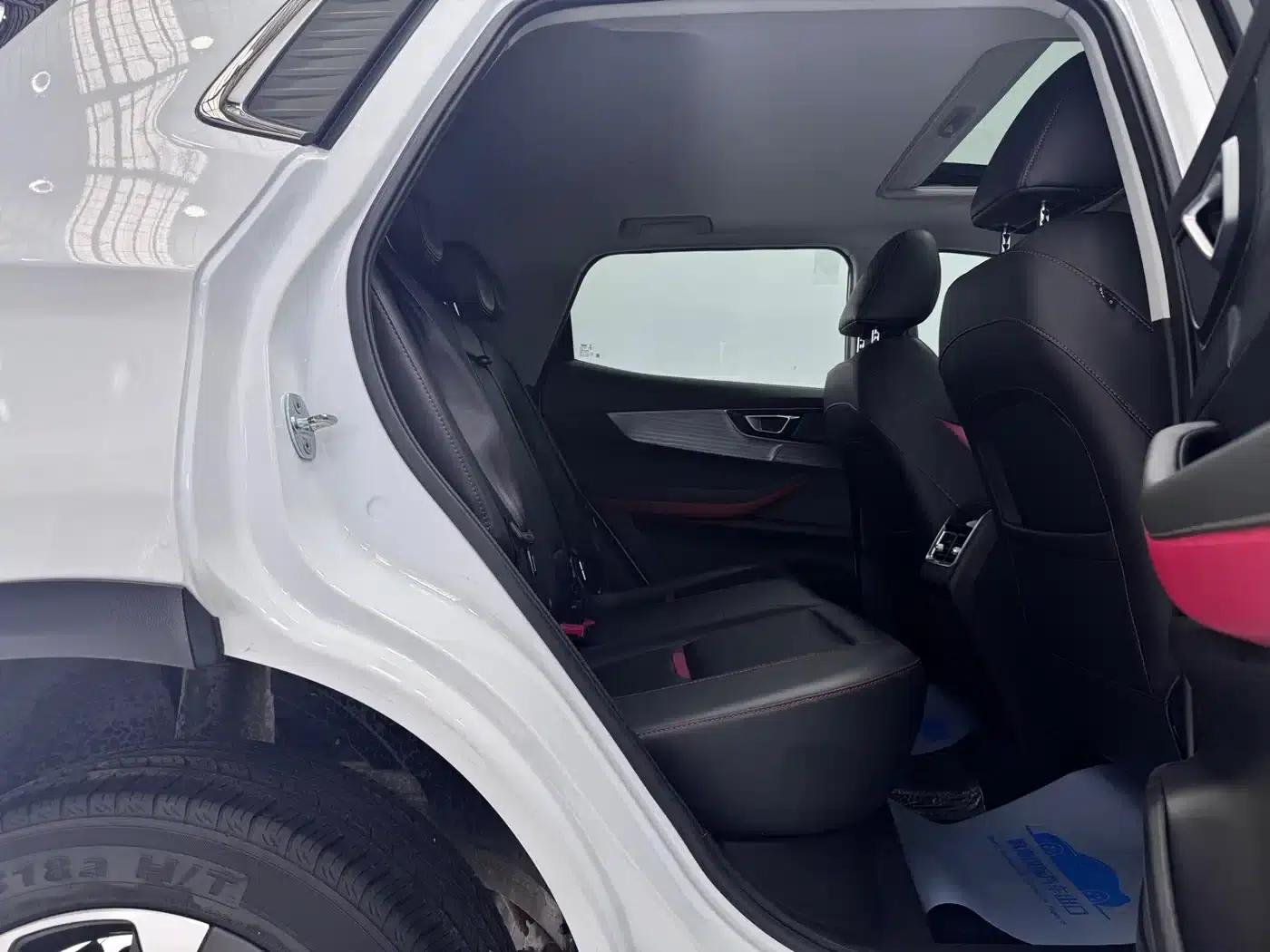 Chery Tiggo 5x 2022 Super Hero Edition 1.5L CVT Luxury — миниатюра 11