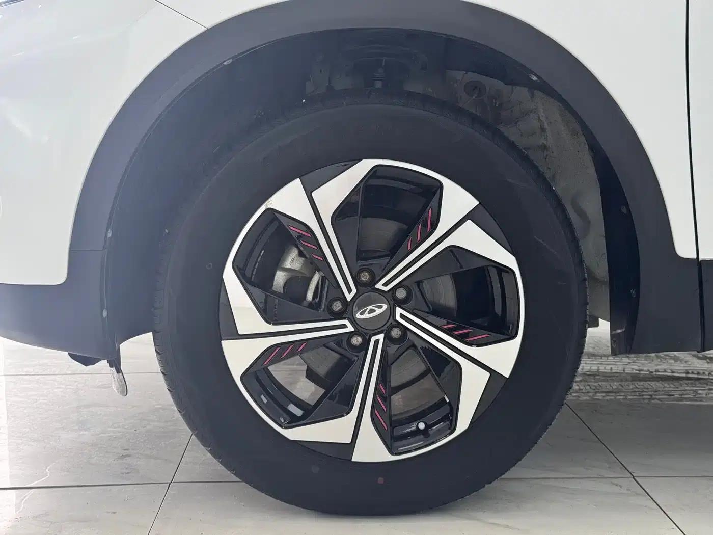 Chery Tiggo 5x 2022 Super Hero Edition 1.5L CVT Luxury — миниатюра 17