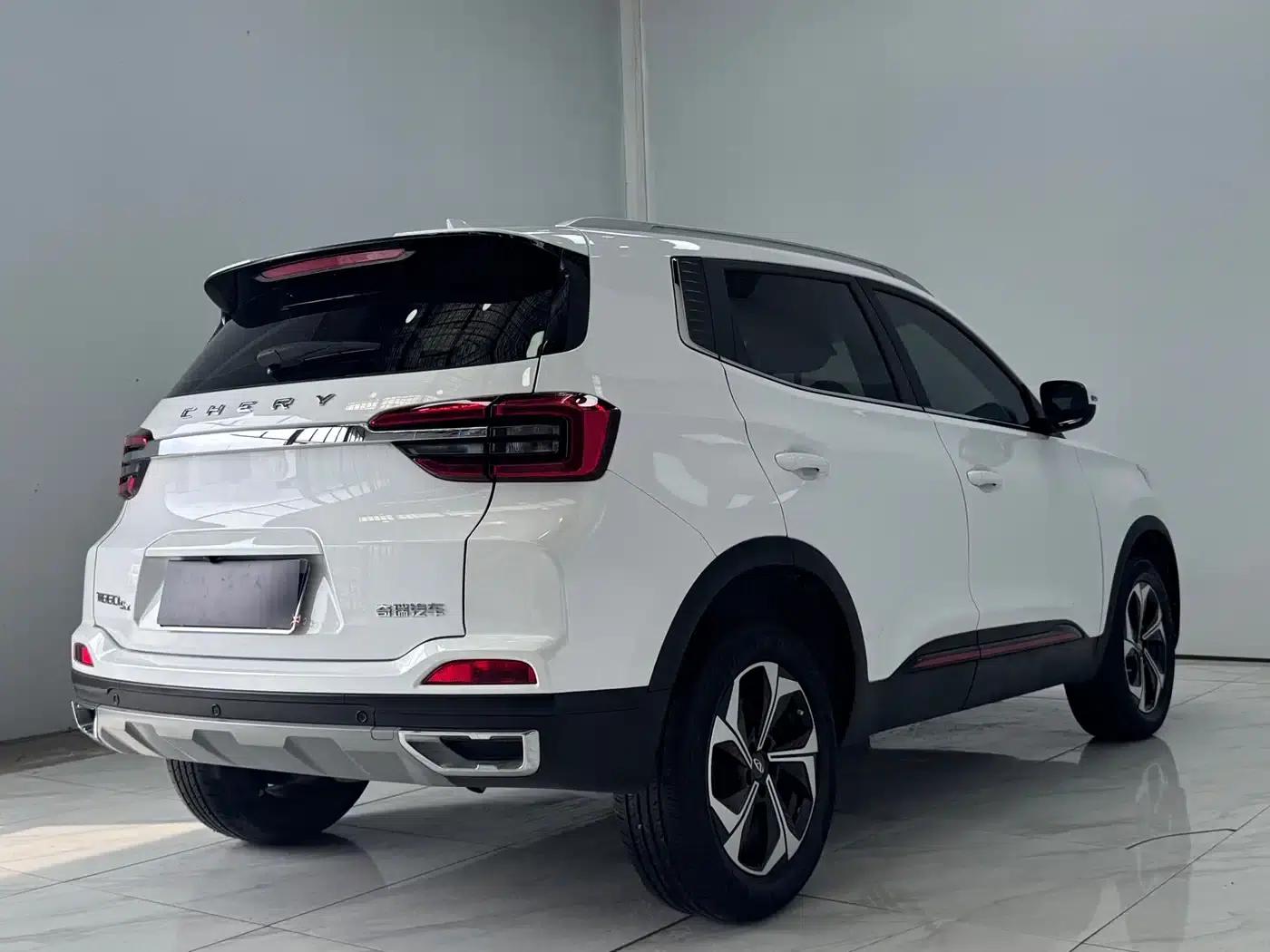 Chery Tiggo 5x 2022 Super Hero Edition 1.5L CVT Luxury — миниатюра 6
