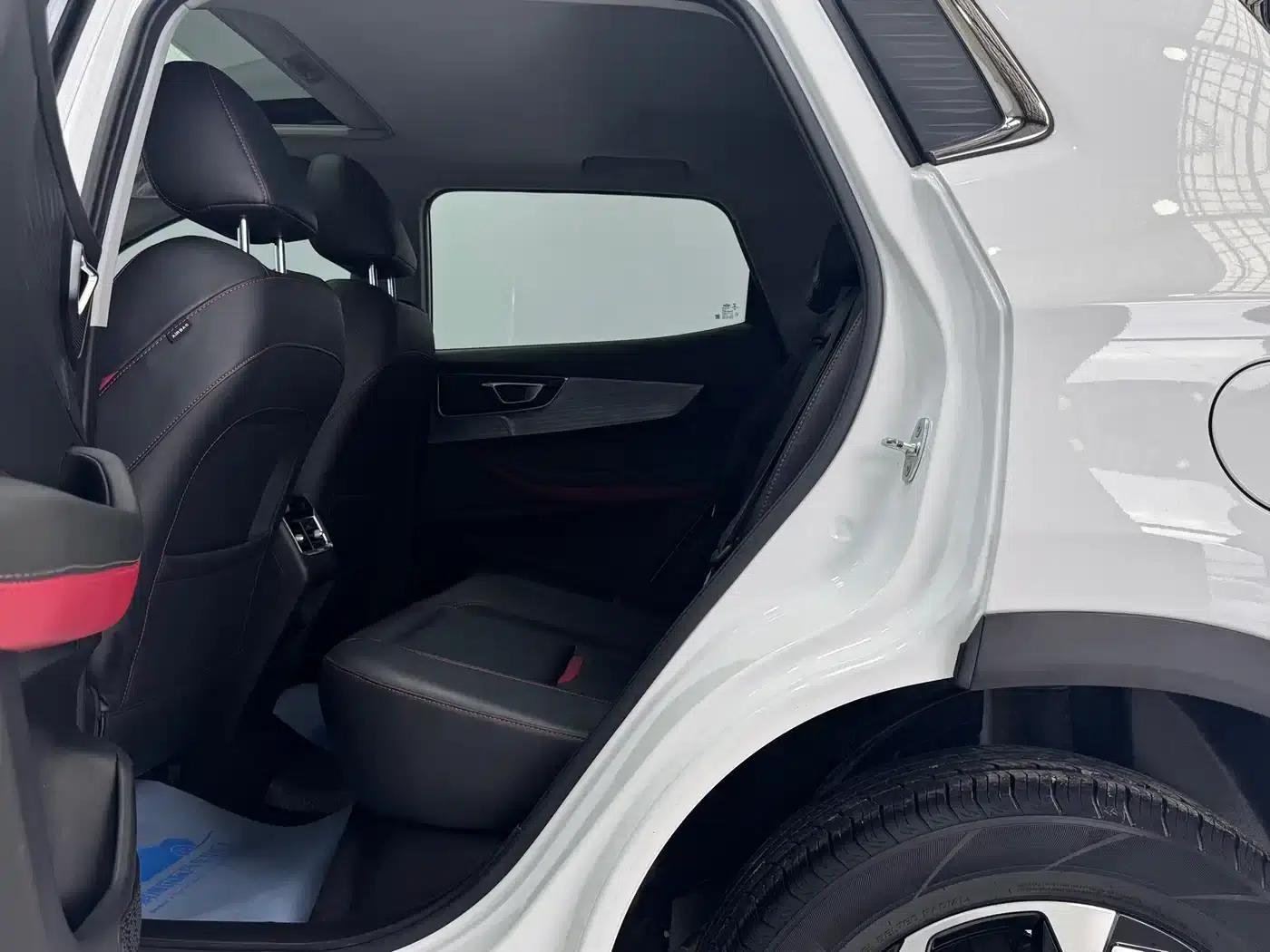 Chery Tiggo 5x 2022 Super Hero Edition 1.5L CVT Luxury — миниатюра 10