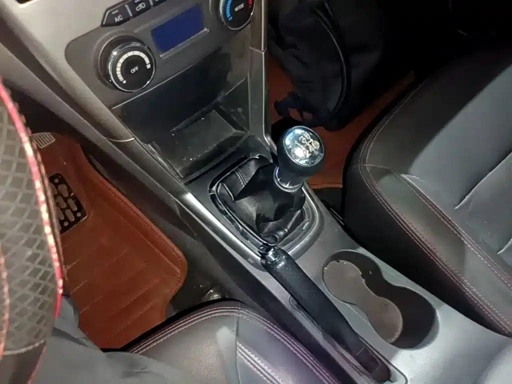 Chery Tiggo 3 2014 1.6L Manual Smart Edition — миниатюра 14