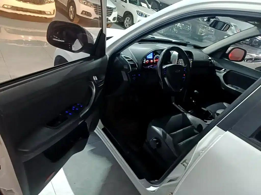 Chery Tiggo 3 2014 1.6L Manual Smart Edition — миниатюра 16