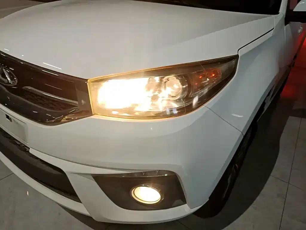 Chery Tiggo 3 2014 1.6L Manual Smart Edition — миниатюра 24