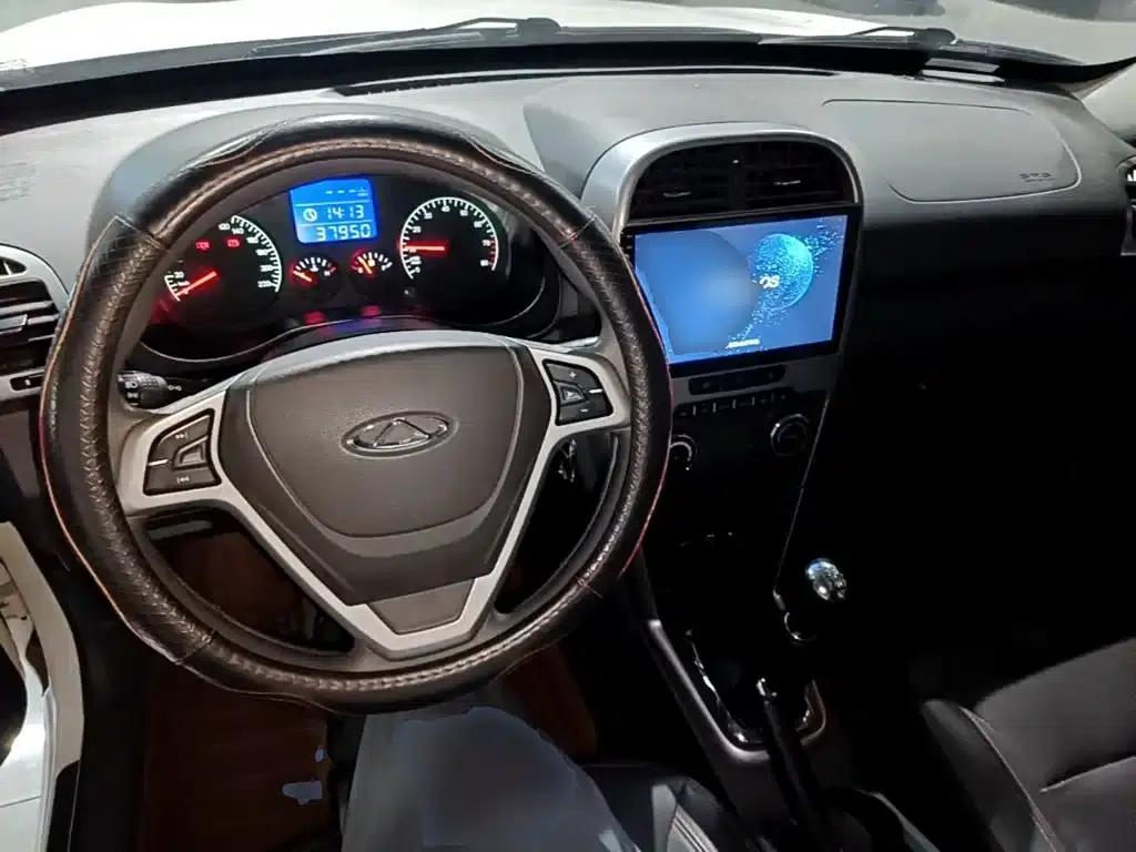 Chery Tiggo 3 2014 1.6L Manual Smart Edition — миниатюра 10