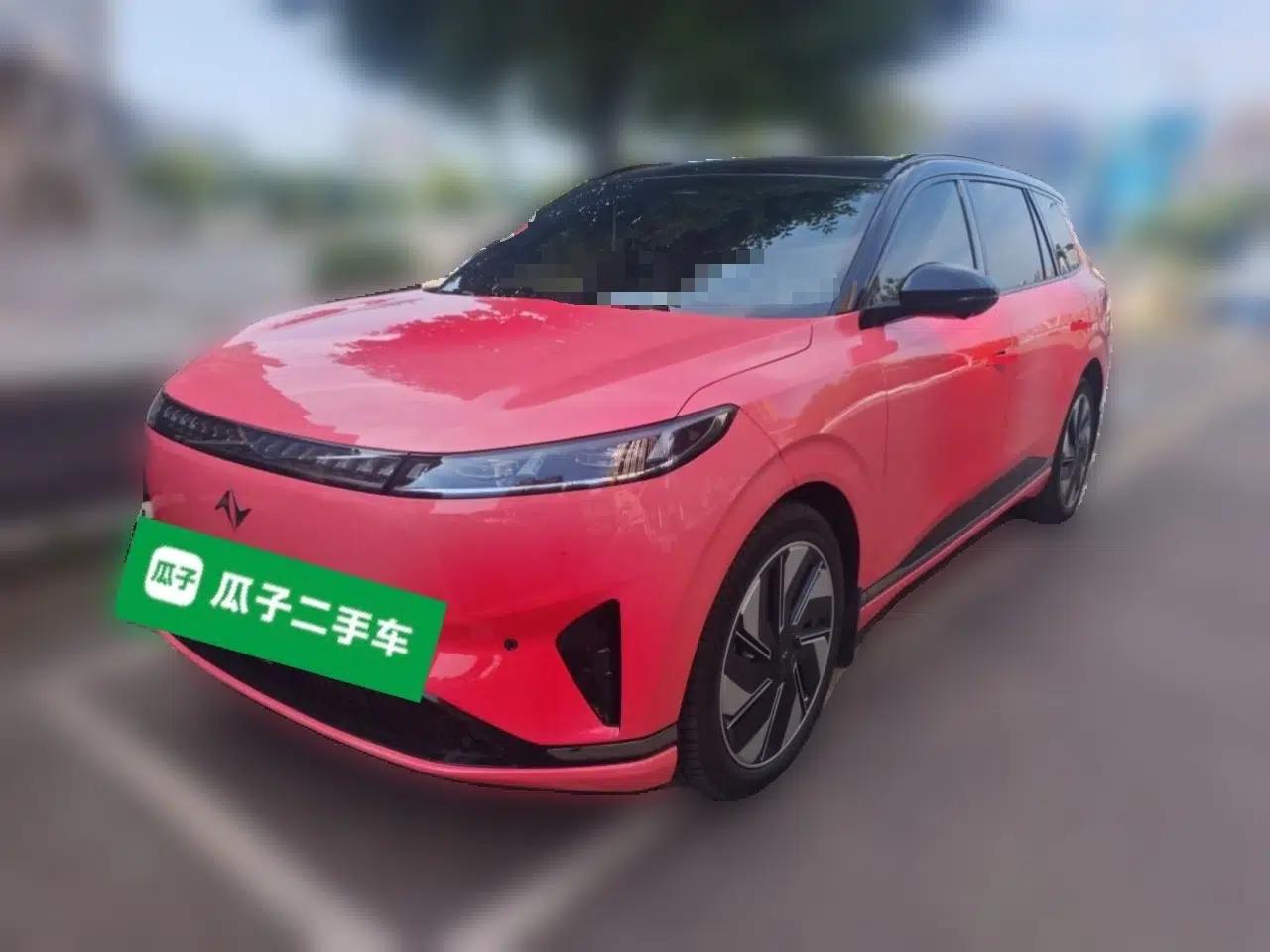 Dongfeng eπ eπ008 2025 210 Ultra LikeYi Edition 5-Seater — миниатюра 1