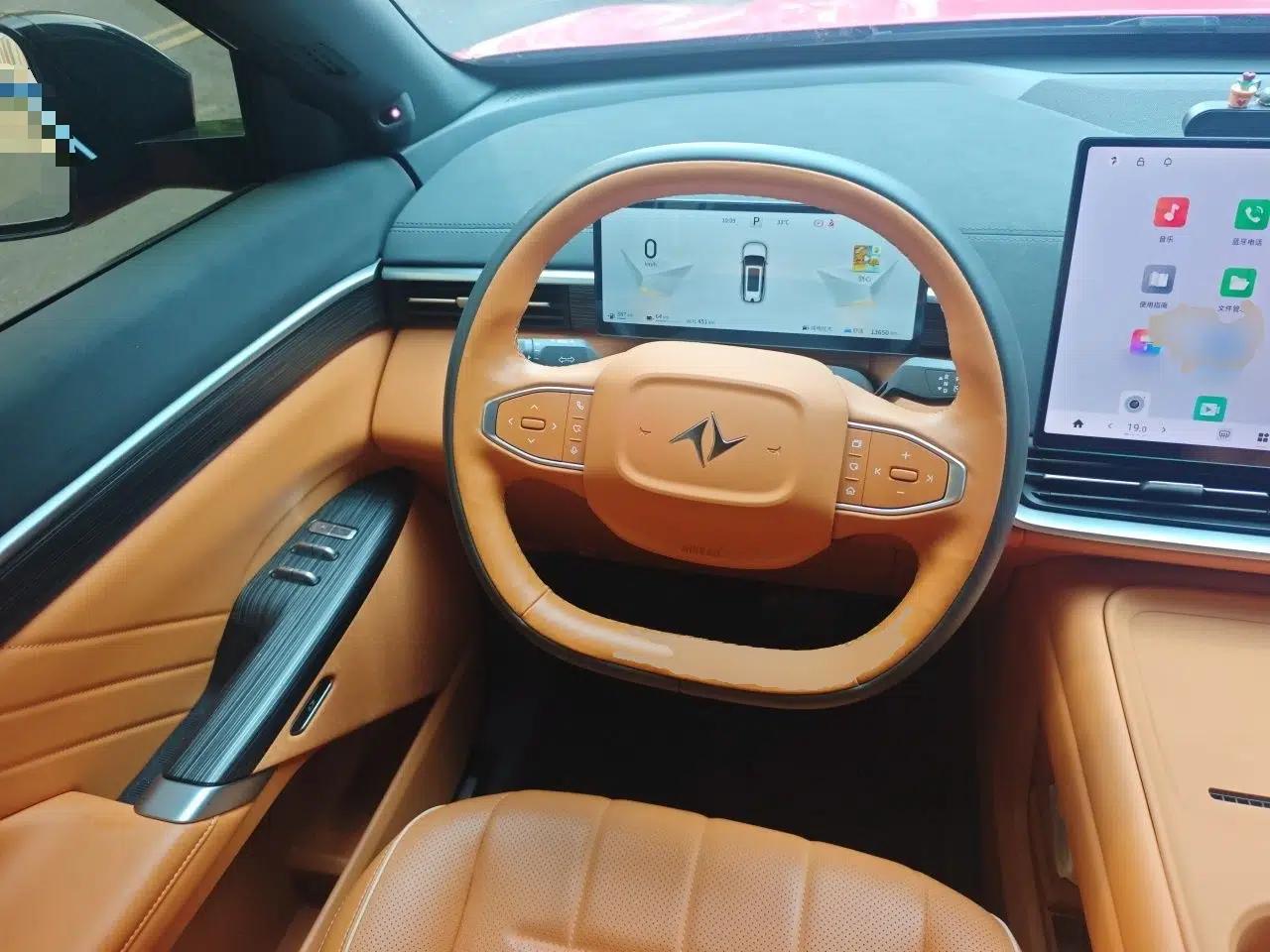 Dongfeng eπ eπ008 2025 210 Ultra LikeYi Edition 5-Seater — миниатюра 10