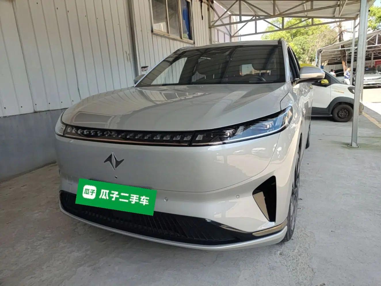 Dongfeng eπ eπ008 2024 210Max Range-Extended Version 6 Seats — миниатюра 1