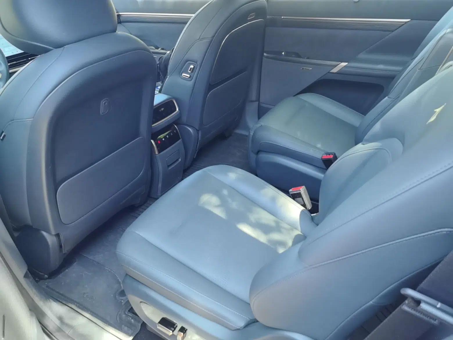 Dongfeng eπ eπ008 2024 210Max Range-Extended Version 6 Seats — миниатюра 20