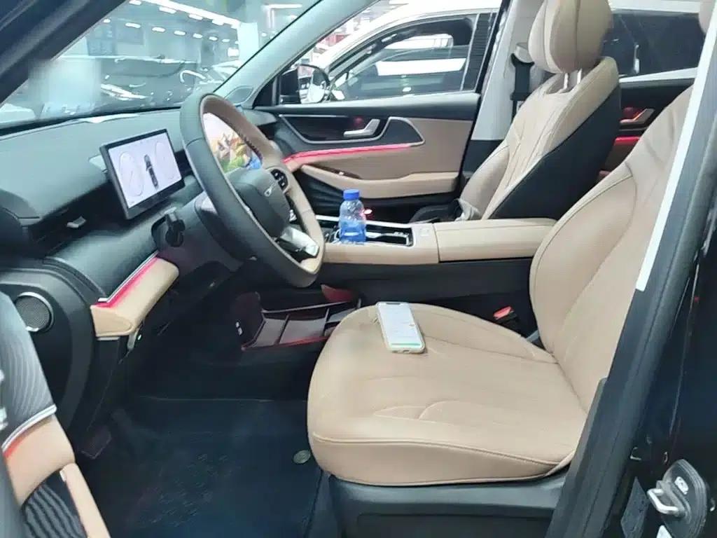 Chery Tiggo 8L 2024 2.0T 2WD Comfort Edition 5-seater — миниатюра 15