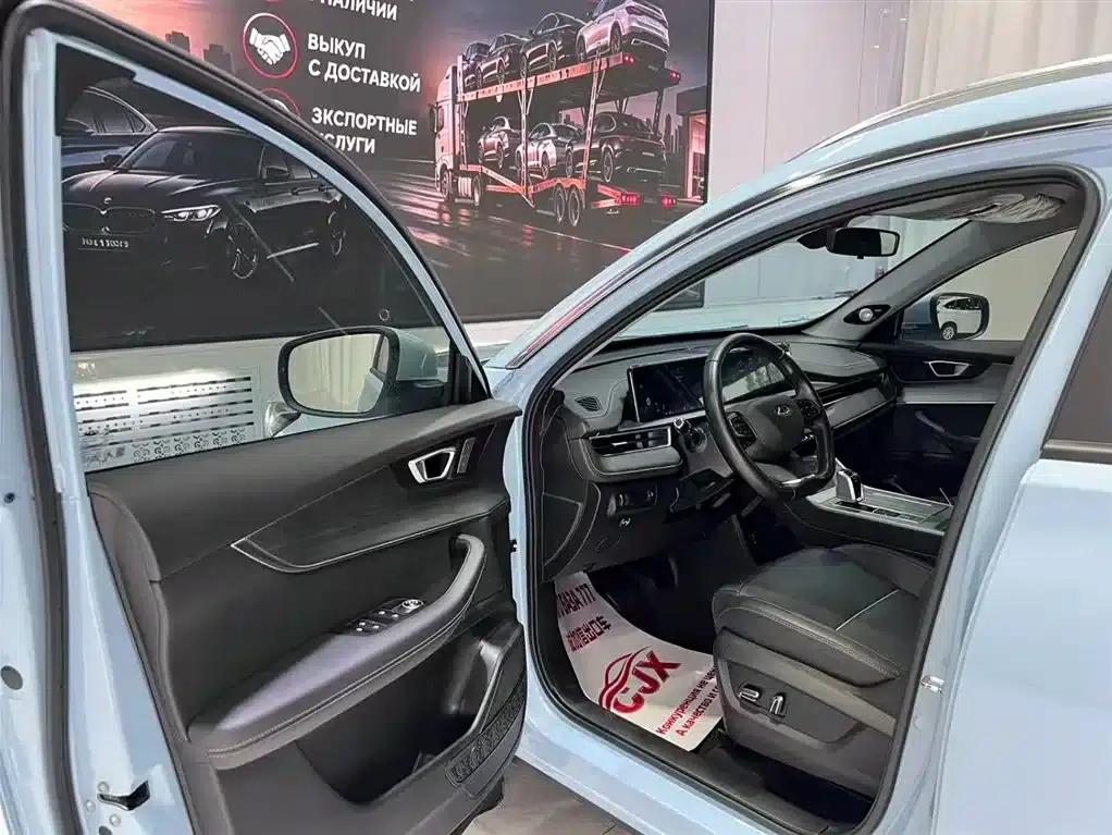 Chery Tiggo 7 PLUS 2022 1.5T CVT Luxury+ — миниатюра 7