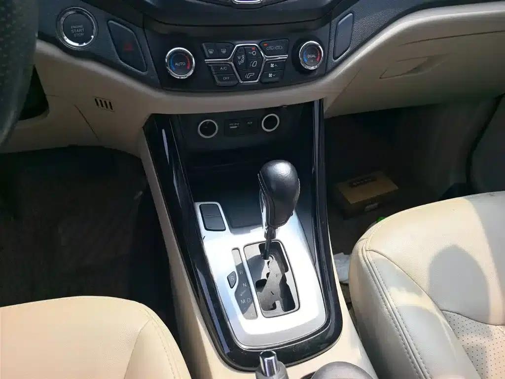 Chery Tiggo 5 2014 2.0L CVT Family Edition — миниатюра 15