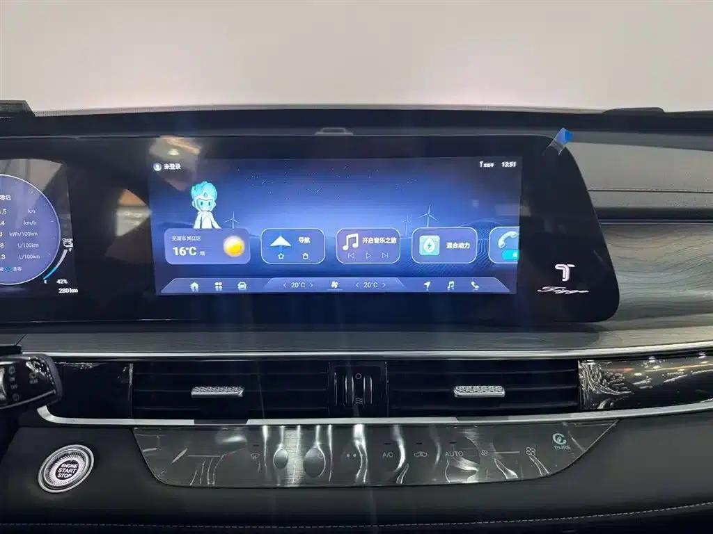 Chery Tiggo 8 PRO PHEV 2025 Champion Edition 1.5T 100km Premium Model — миниатюра 14