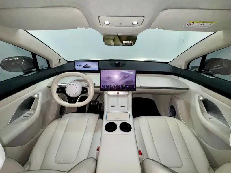 Zhijie R7 2024 Pure Electric 100kWh Max Rear-Wheel Drive Version — миниатюра 11