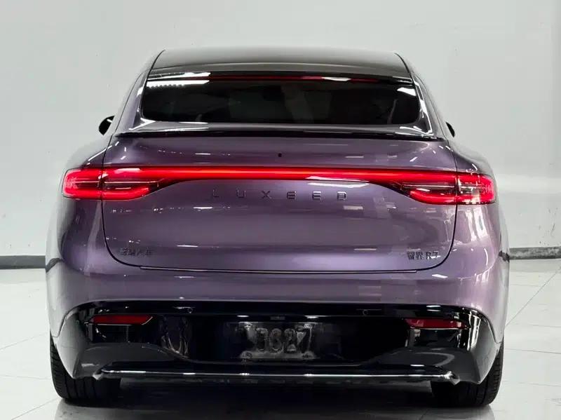 Zhijie R7 2024 Pure Electric 100kWh Max Rear-Wheel Drive Version — миниатюра 5