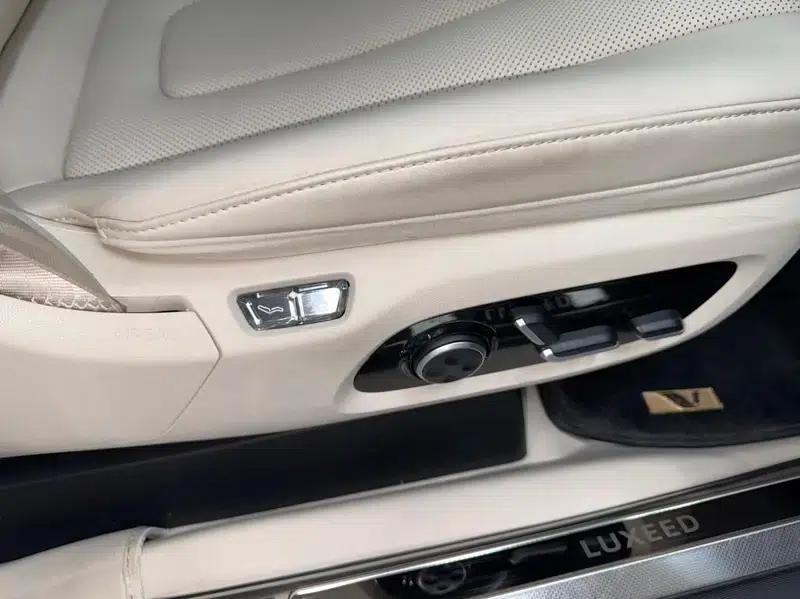 Zhijie R7 2024 Pure Electric 100kWh Max Rear-Wheel Drive Version — миниатюра 6