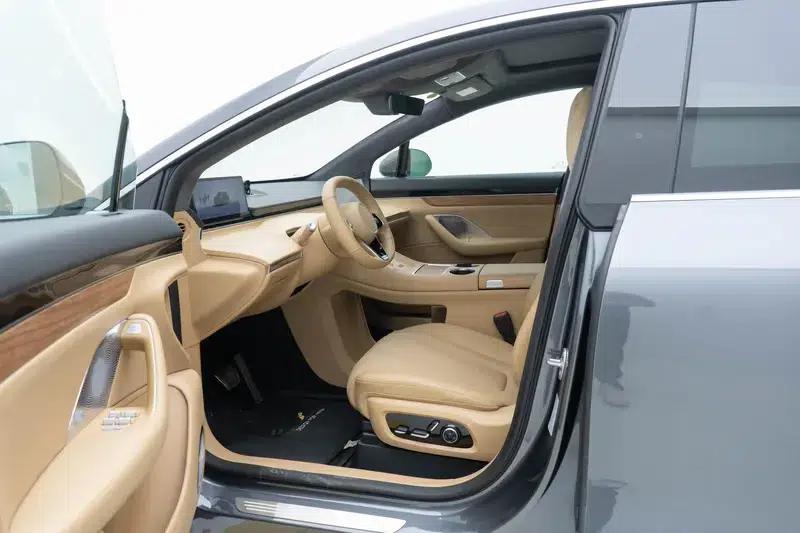 2025 Smart World R7 Extended Range 53.4kWh Ultra 4WD Edition — миниатюра 17
