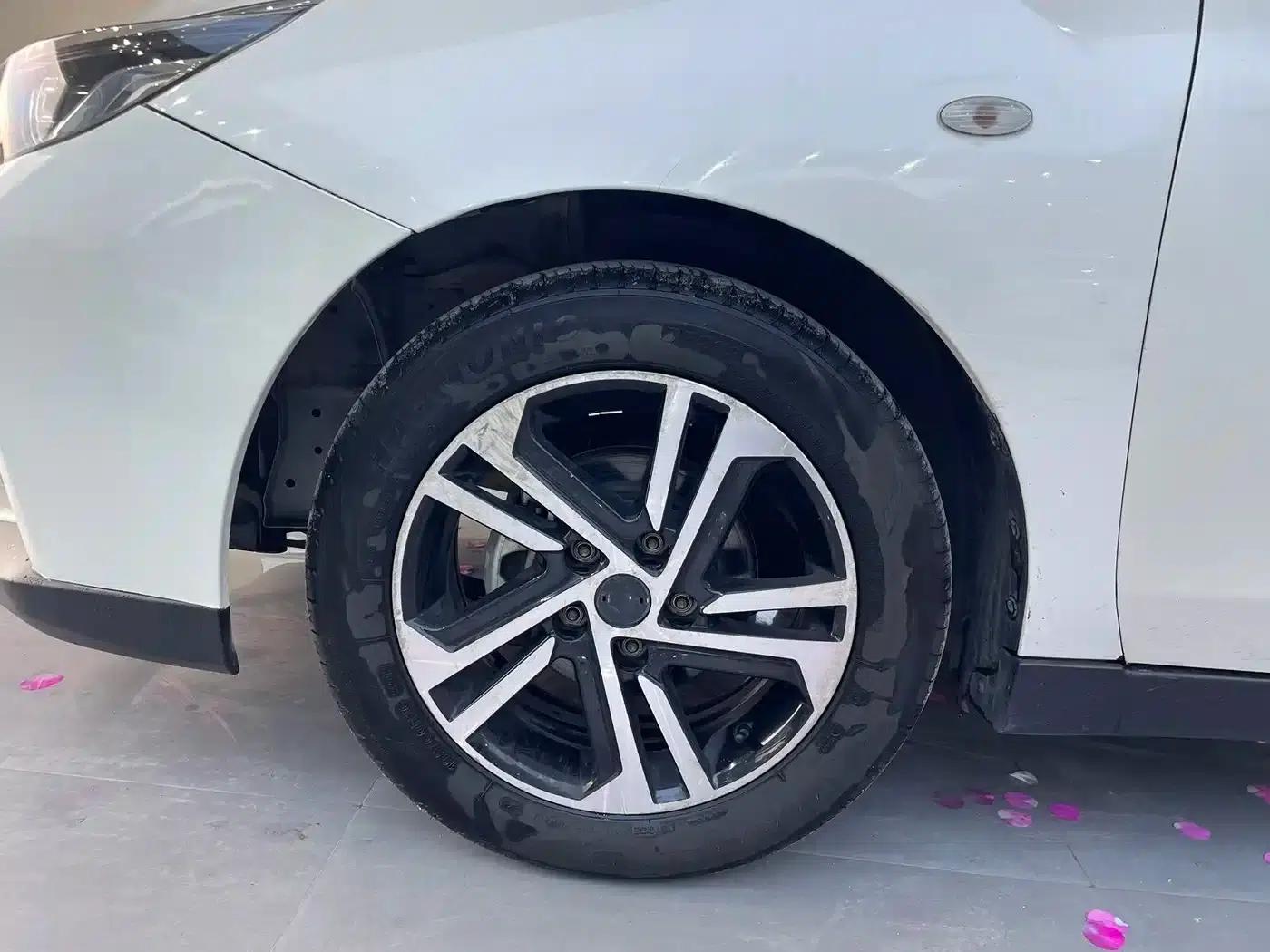 Venucia D60 2020 1.6L Entry Manual Comfort Edition — миниатюра 19