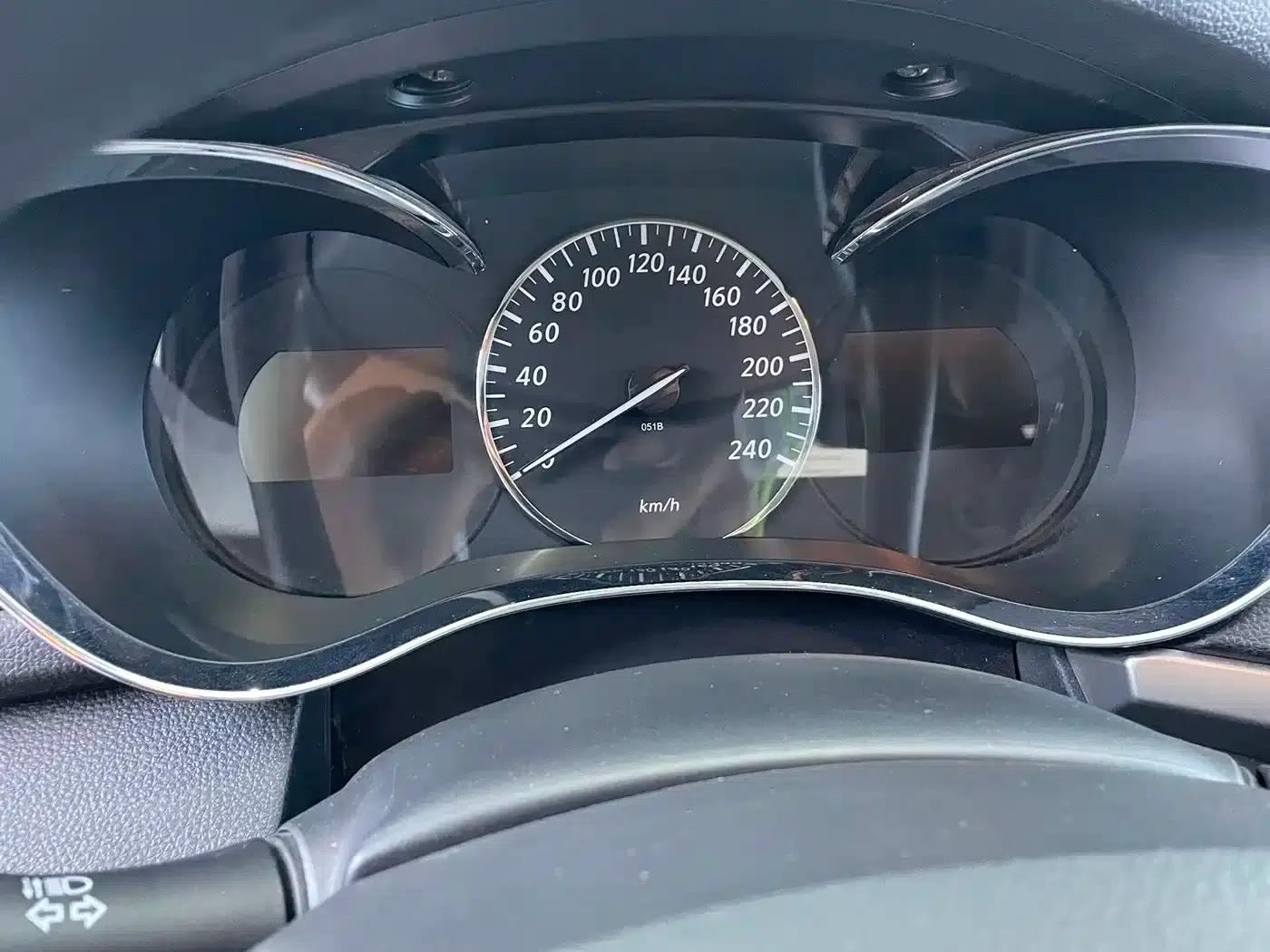 Venucia D60 2020 1.6L Entry Manual Comfort Edition — миниатюра 9