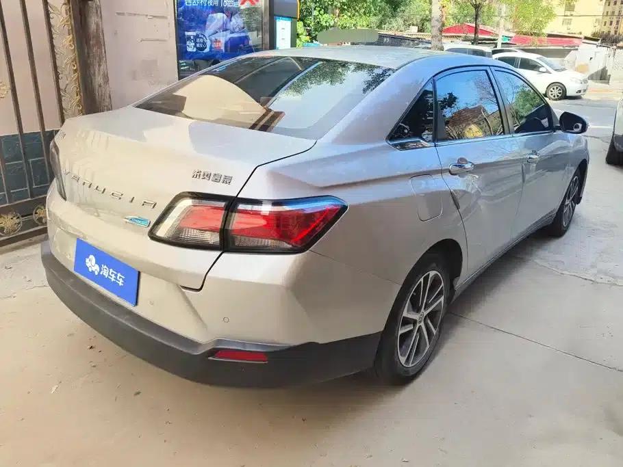 Venucia D60 2019 1.6L XL CVT Intelligent Elite Edition — миниатюра 3