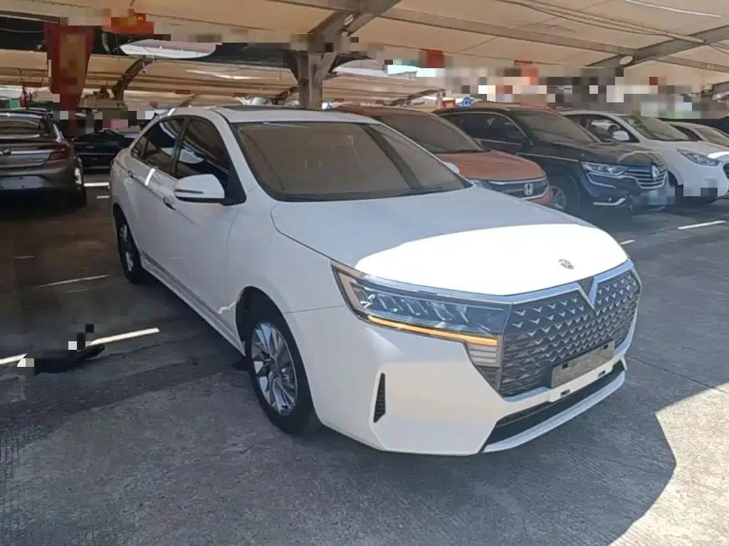 Venucia D60 2021 PLUS 1.6L XL CVT Elite Edition — миниатюра 4