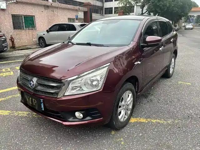Venucia T70 2015 1.6L Manual Ruixing Edition
