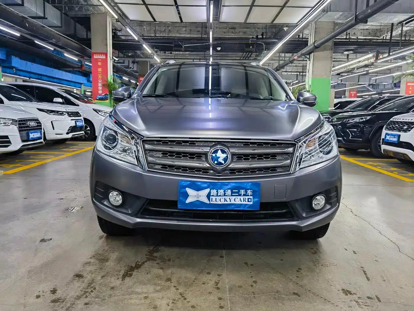 Venucia T70 2015 2.0L CVT Smart Edition — миниатюра 2