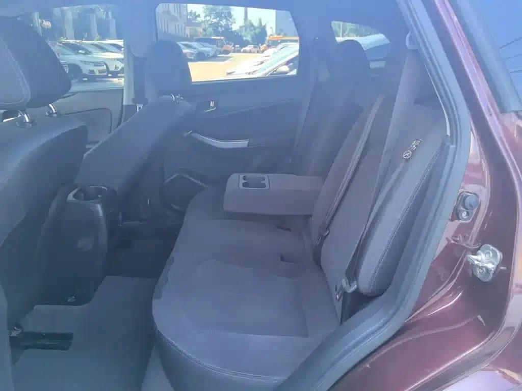 Venucia T70 2016 1.6L Manual Smart Edition — миниатюра 17