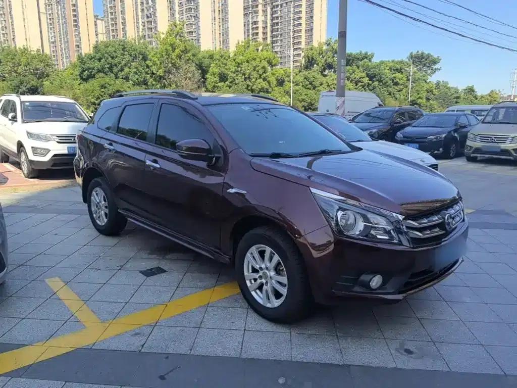 Venucia T70 2016 1.6L Manual Smart Edition — миниатюра 4