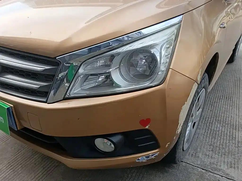 Venucia T70 2015 1.6L Manual Ruixing Edition — миниатюра 24
