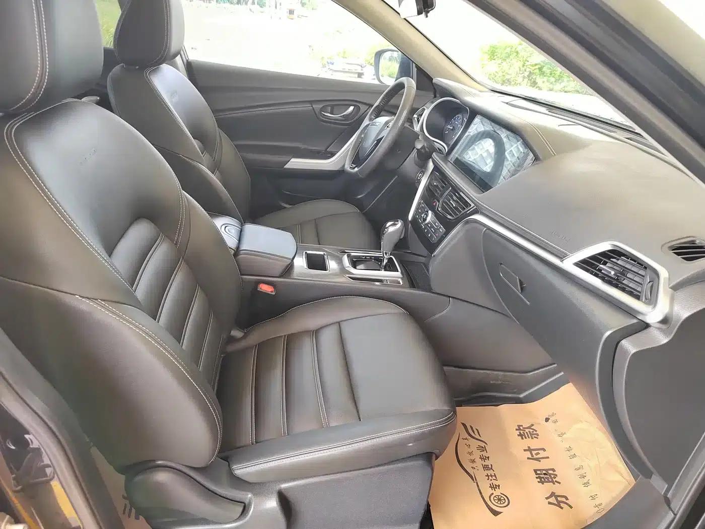 Venucia T90 2018 2.0L CVT Smart Connect Smart Edition (National VI Emission Standard) — миниатюра 18