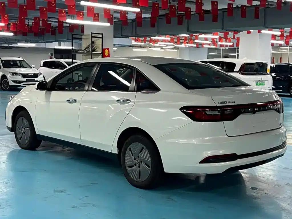 Venucia D60EV 2023 PLUS Smart Edition RJ Model — миниатюра 7
