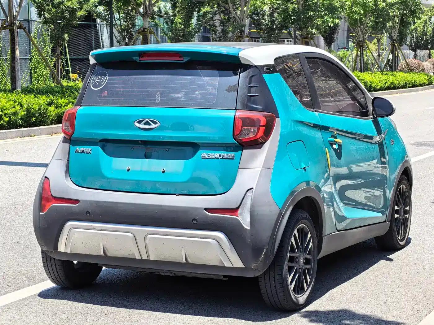Little Ant 2022 Facelift, Sweet Pink Version, Half-Sugar Version, Lithium Iron Phosphate, 30.7kWh, 30kW, 301km/h — миниатюра 8