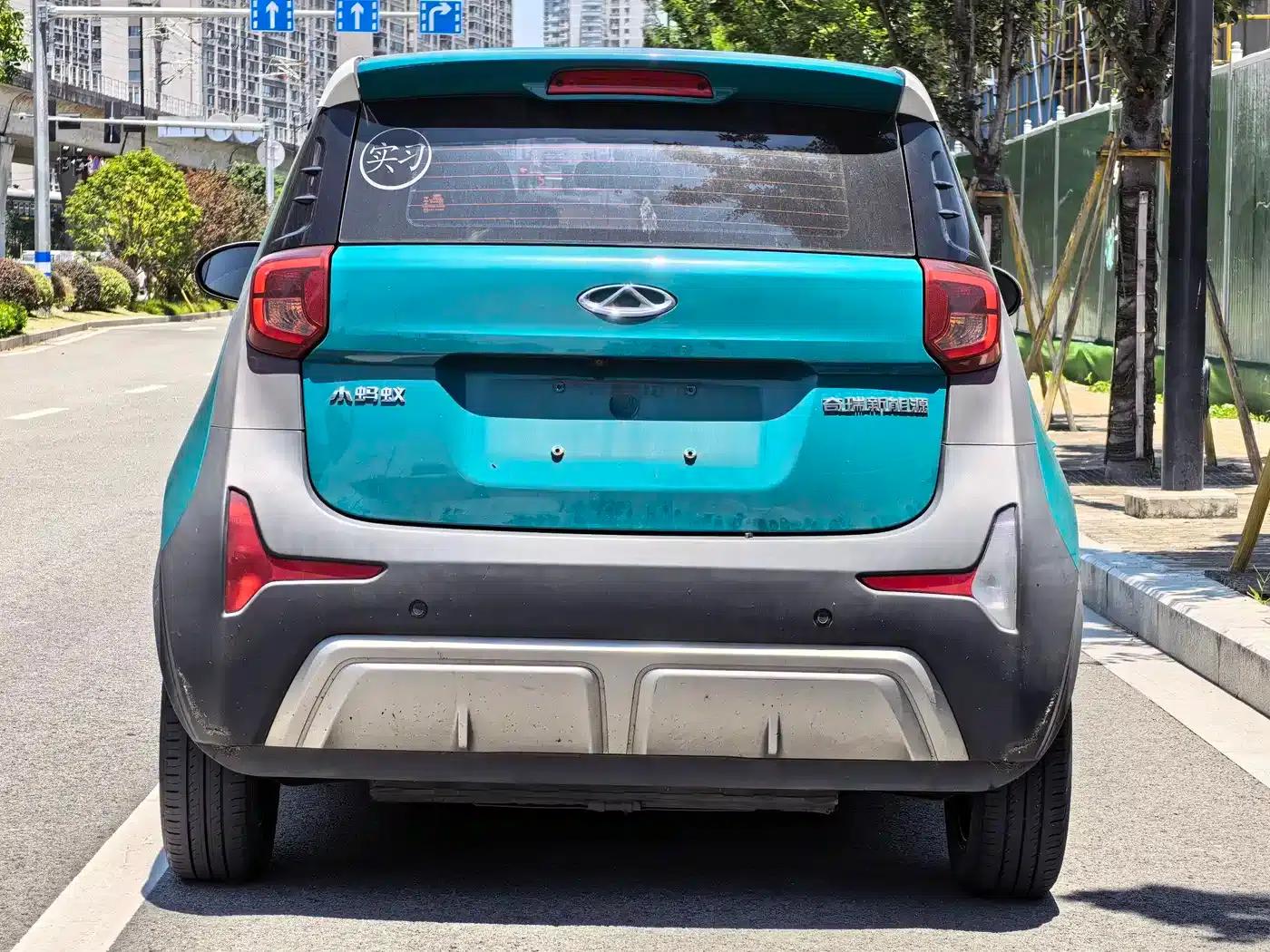 Little Ant 2022 Facelift, Sweet Pink Version, Half-Sugar Version, Lithium Iron Phosphate, 30.7kWh, 30kW, 301km/h — миниатюра 9