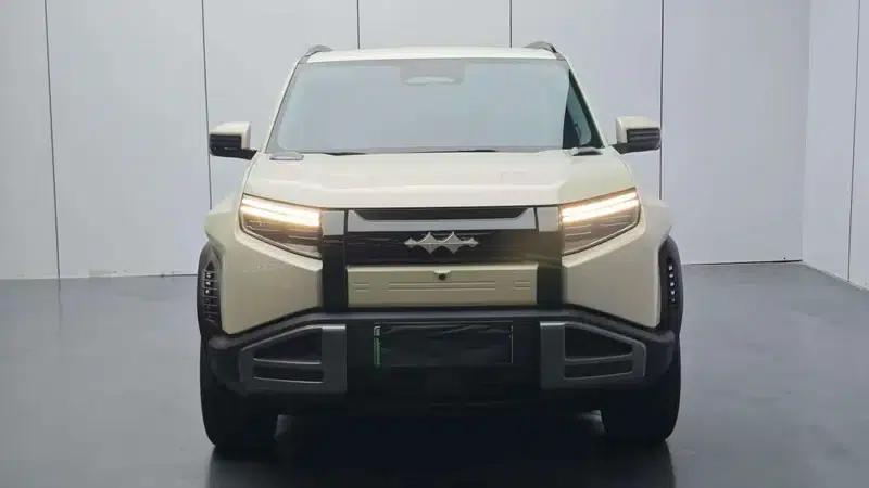 Titanium 3 2025 Model 501KM AWD Ultra Edition — миниатюра 2