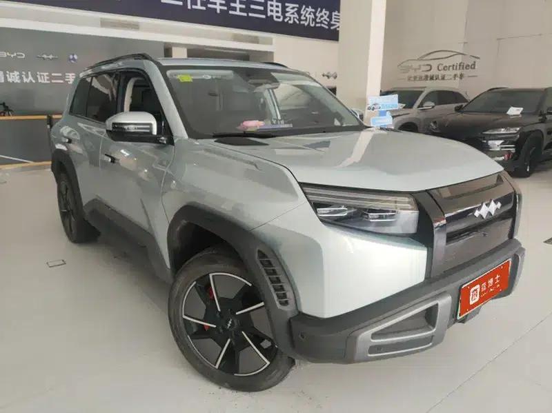 Titanium 3 2025 Model 501KM AWD Ultra Edition — миниатюра 2