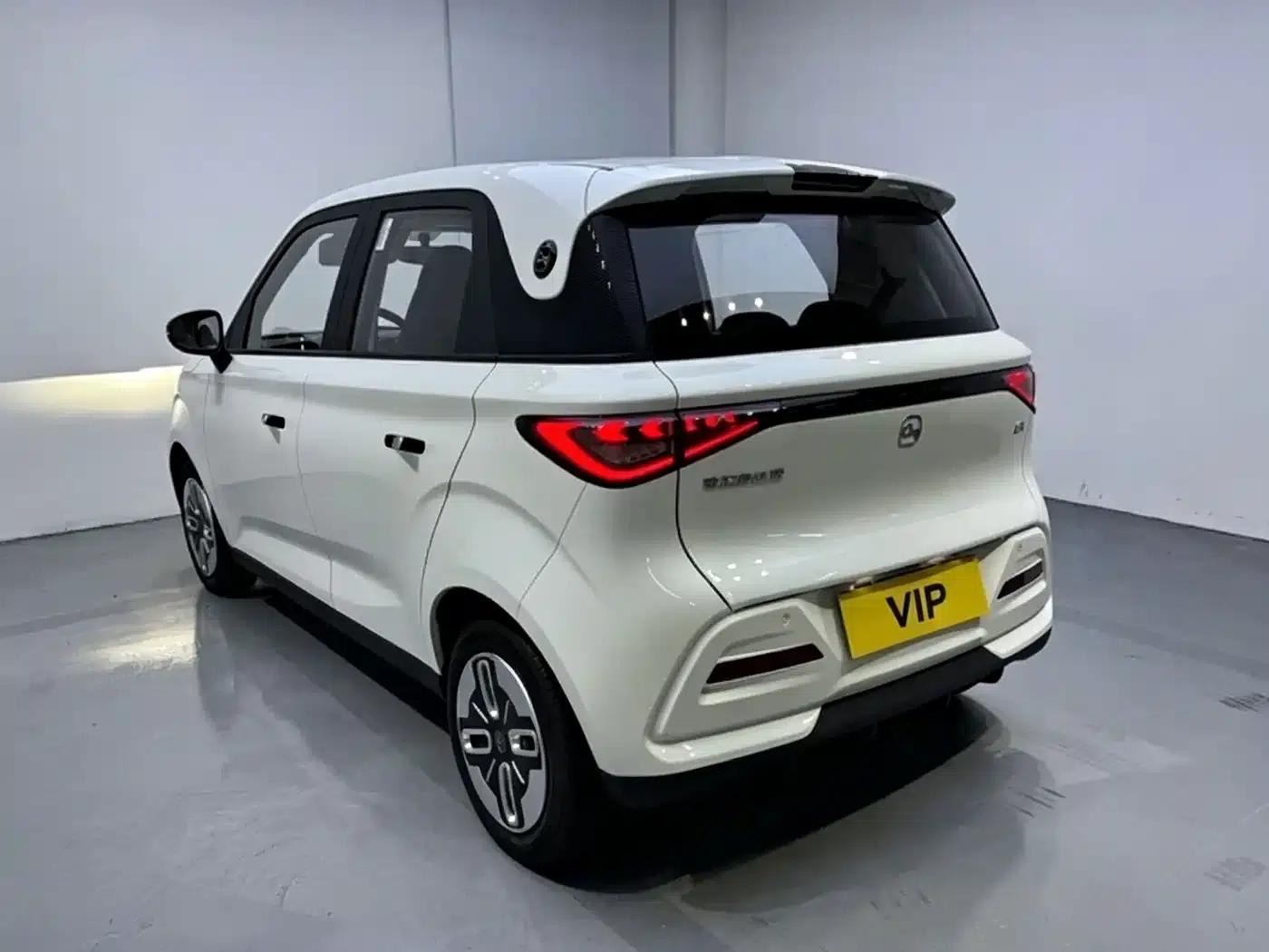 Domi 2025 Model 305km Comfort Edition — миниатюра 2