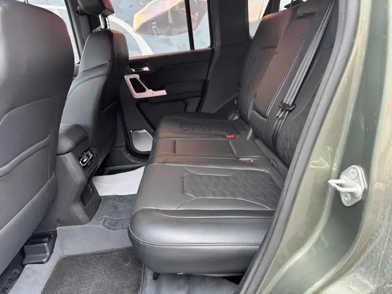 212 T01 2024 Explorer 2.0T — миниатюра 8