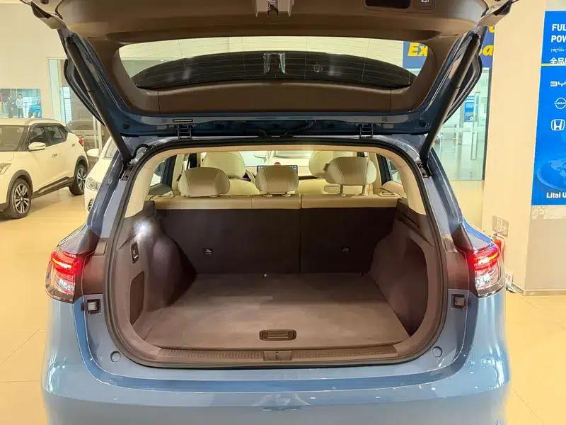 Shangjie H5 2025 Pure Electric Max Long Range Edition — миниатюра 27