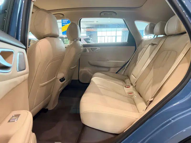 Shangjie H5 2025 Pure Electric Max Long Range Edition — миниатюра 28