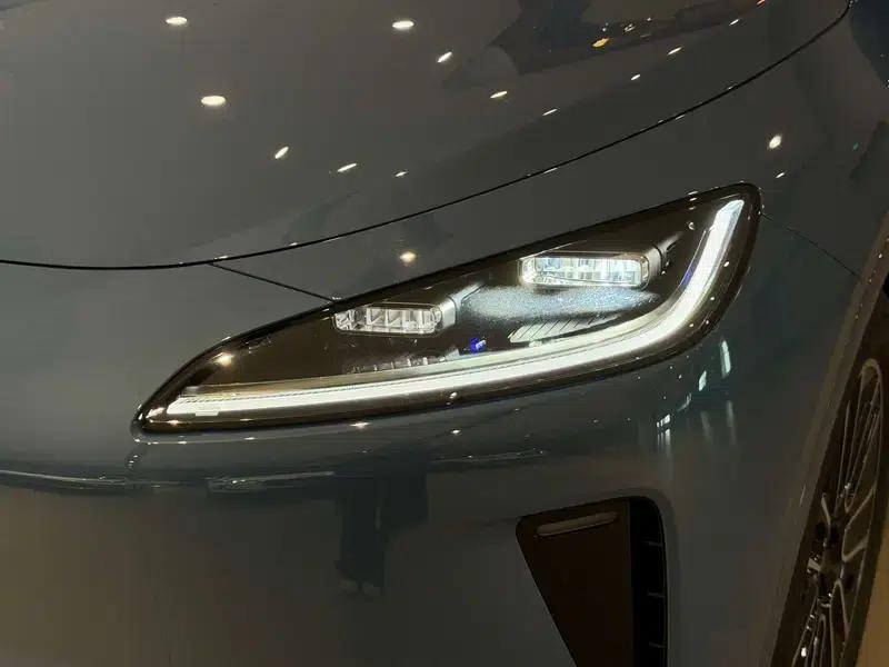 Shangjie H5 2025 Pure Electric Max Long Range Edition — миниатюра 9
