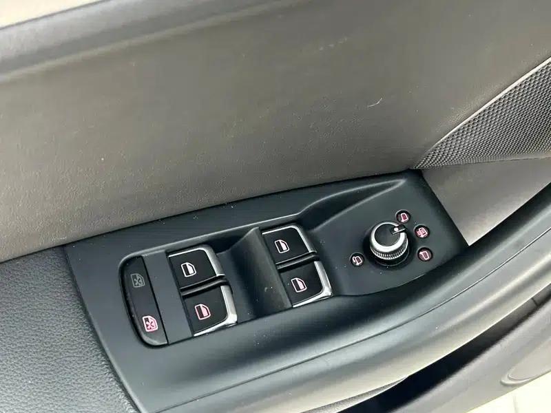 Audi Q3 2016 35 TFSI quattro AWD Fashion Edition — миниатюра 22
