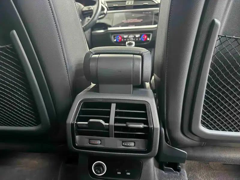Audi Q3 2023 35 TFSI Fashion Dynamic Edition — миниатюра 13