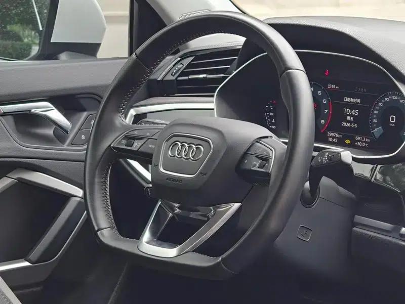 Audi Q3 2019 40 TFSI Fashion Dynamic Edition — миниатюра 11