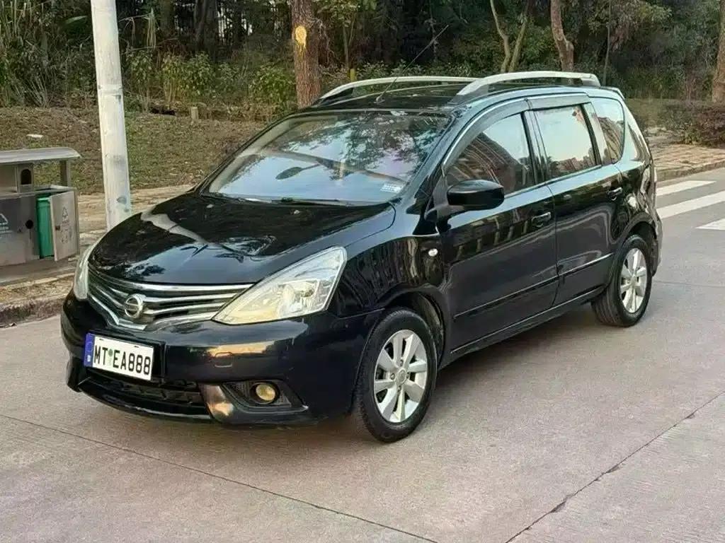 Nissan Livina 2013 1.6XL CVT Luxury Edition — миниатюра 1
