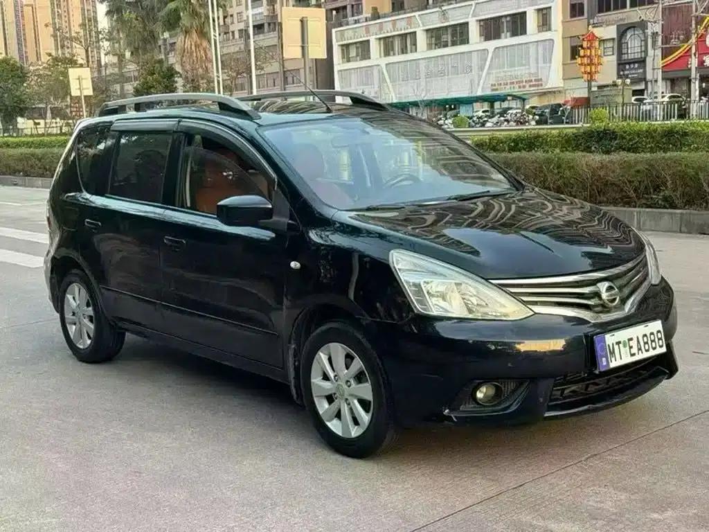 Nissan Livina 2013 1.6XL CVT Luxury Edition — миниатюра 3