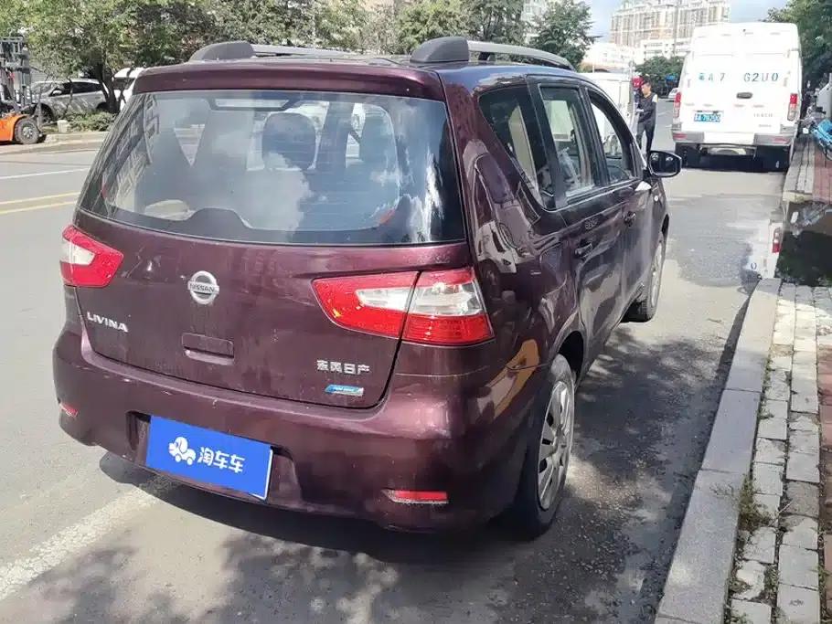 Nissan Livina 2013 1.6XE Manual Comfort Edition — миниатюра 3